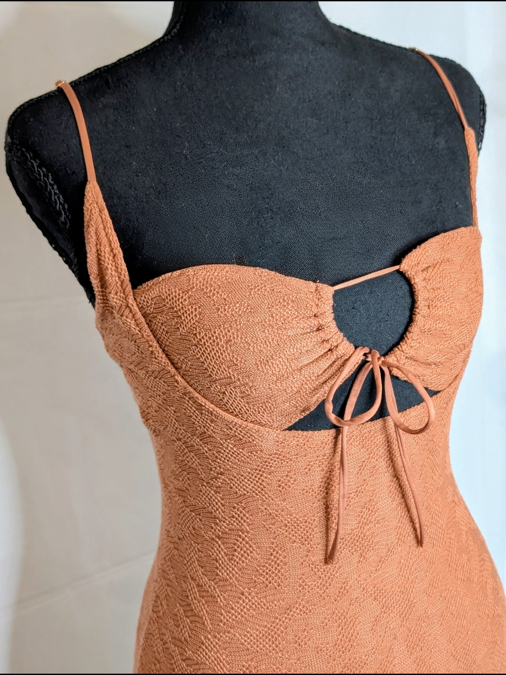 Oh Polly Rust Textured Cutout Bodycon Dress Size US 4 Sexy Knit Mini
